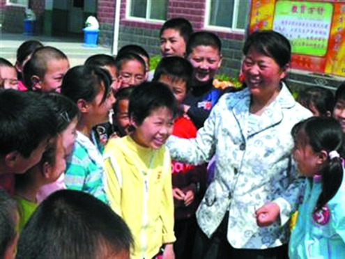 Ů�����������������ض�ͯѧУ������ǧ�����ӣ�ͼ��