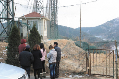 ���Ӽٰ�Ů�����������º������߷���˯����ͼ��