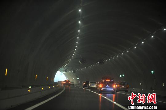 ���塰����ͨ�������ظ��������ͨ��