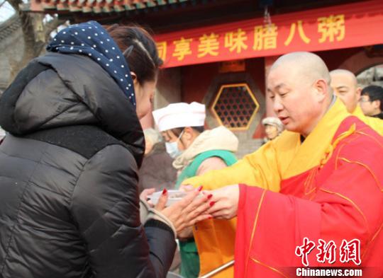 �ӱ�����800�����´�ȸ�����ʩ�೫���ذ���ͼ��