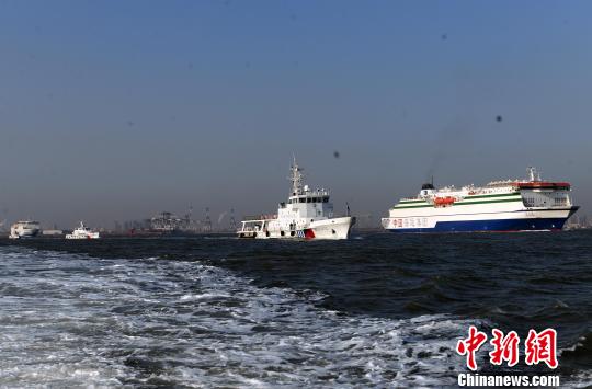 ��̨����Ѳ��ȷ�����˰�ȫ��ͼ��