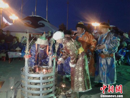 �����ز�ԭС��ҹ�����������������˼���