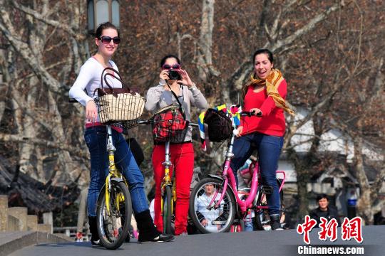 ���ݰ桰�˴�ͨ��������ס���ι���Ҽ���㶨