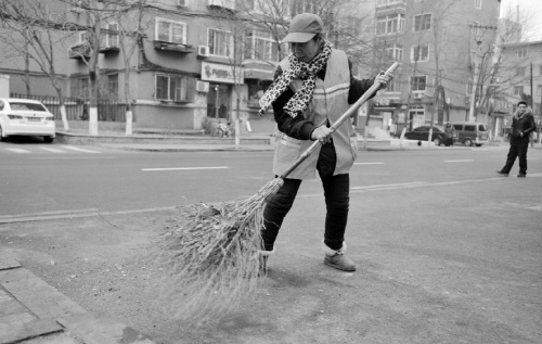 �������ô��衱��ײ������������Ů��͵͵��ҩ��ͼ��