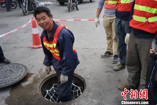 ������·������ͷ����������װ񿾮��׹��