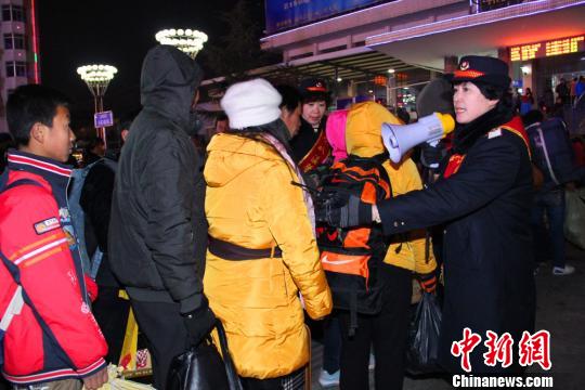 ����2014�����˽����ٿͷ������������Խ��Σ�ͼ��