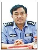 ����Т��2����Ա�칫���ڷ���֫���ͻ˫˫����ְ