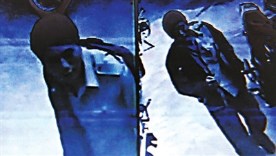 �����ɼұ�ը��ͥ�������������ܺ��˿�����ͷ��ͼ��