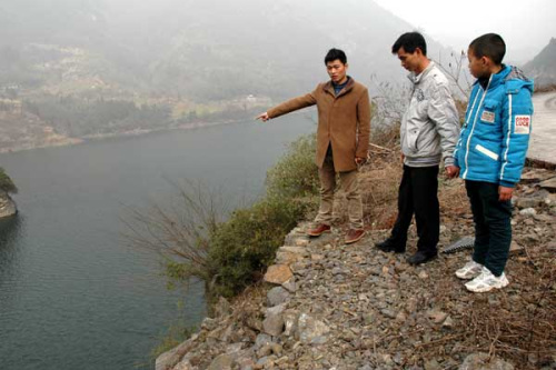 ������������������ˮ���ѧ���˴����ˣ�ͼ��