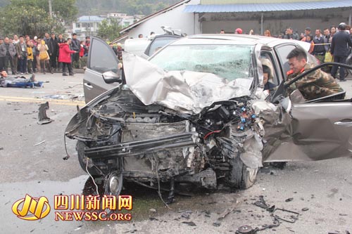 �Ĵ�Ҽ����γ���ײ��1��7��1����ͯ���ˣ�ͼ��