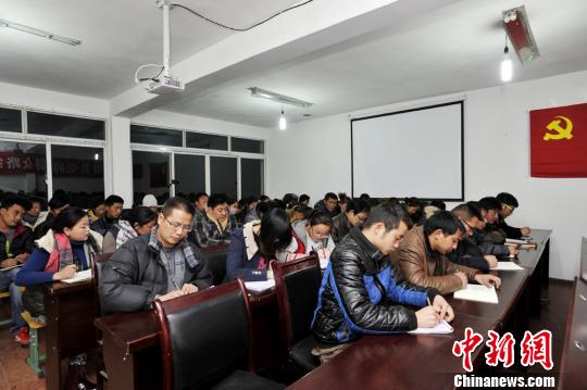 �Ĵ������صĤΡ��ɲ�ҹУ����ͼ��