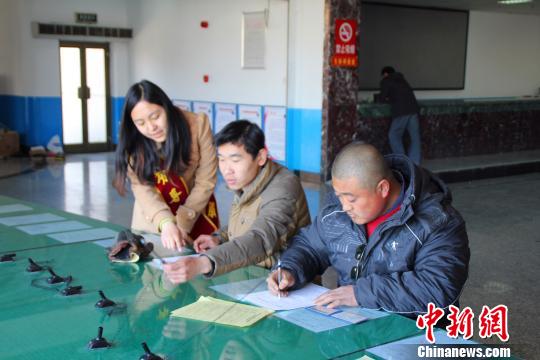 �����С��򲻵����ӱ���ˮ��Ů����������������ͼ��