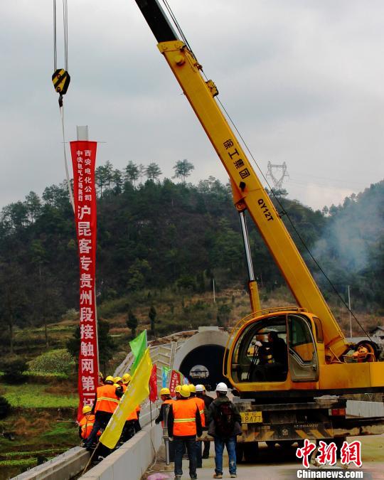 �����������ݶ��ε���������ȫ�涯��