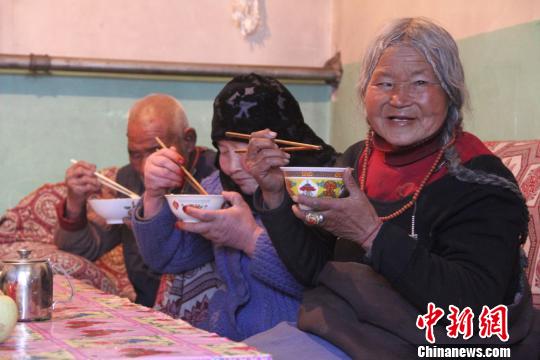 ������ϲ����Ҹ�Ժ�����������˰������꣨ͼ����