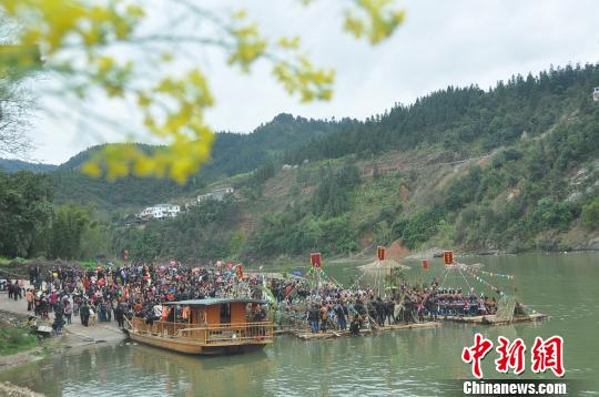 ǭ�𽻽����������ľ�����Ž�������ʷ����