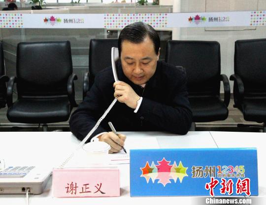 ������ί����߽��������߿ʹ�����Ա���������