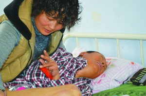 ����Ů�Ӽ���2500����ҹ����ֲ�����ɷ�ͼ��