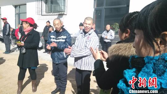 60�మ����ʿ����Ժѧ�׷棺��ͨ����ð�����ʽ