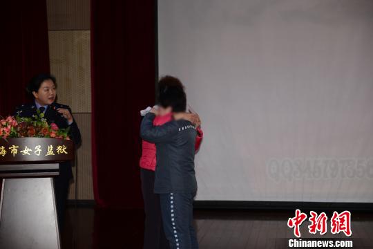 ���˽ڽ����Ϻ�Ů�Ӽ����͡�ĸ������ǽ��