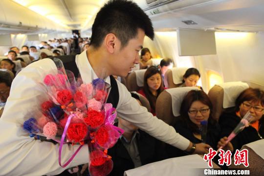 ���׸߿��조���˽ڡ�˧�����ո硱����ս�