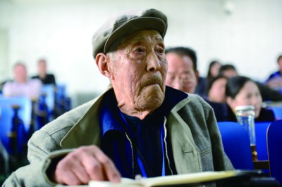 ������үү��80�����Ҽ90����пƴ�ͼ��