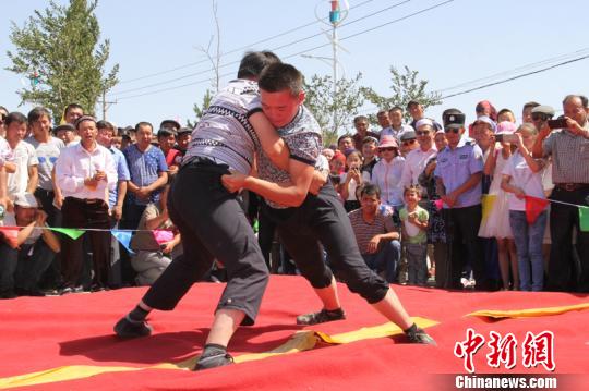 ����Ҽ0���Ÿ������Ĥι�������С�����ڽ���ˤ�ӱ�����������ƽ ��