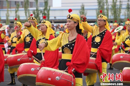 �½��װ조��������桱�Ļ��ڣ�ͼ��