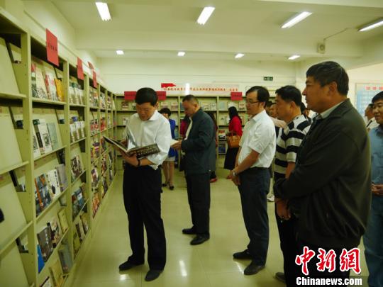 �ڿ���ս���У���ʱ�Ĥ��½�400������������˰��������Ĥθ���������ʵ���ж�Ϊ��սʤ�������˹��� �ֶ� ��