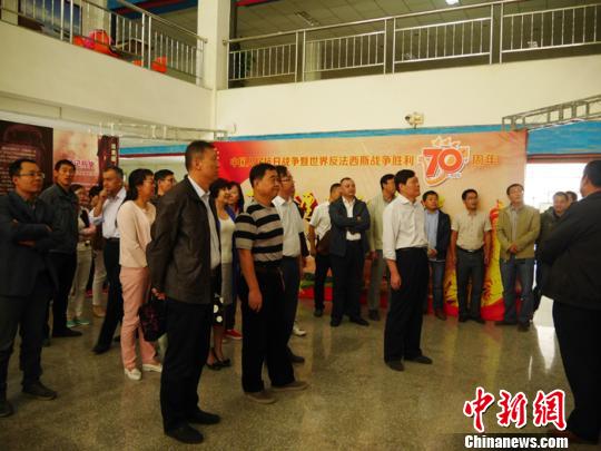 �½�����ľ��ѧչ������ս�еĤ��½�������ʦ��������