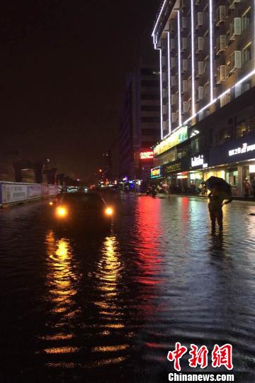 �����ߡ����������º��ڱ���������������