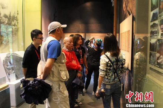 ���⻪��ý��η��Ĵ����ͣ�����׹�������ʫ��Ĥγ��С�