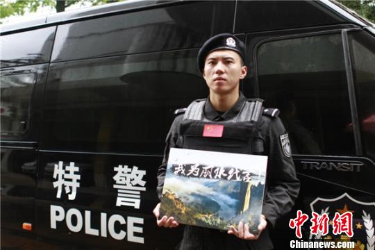 ����ˮ�ؾ����򳿣��ø���ֵ��Ӳ����Ͷ������ˮƽ������Ĥε�Ҽ�ߡ���֣�� ��