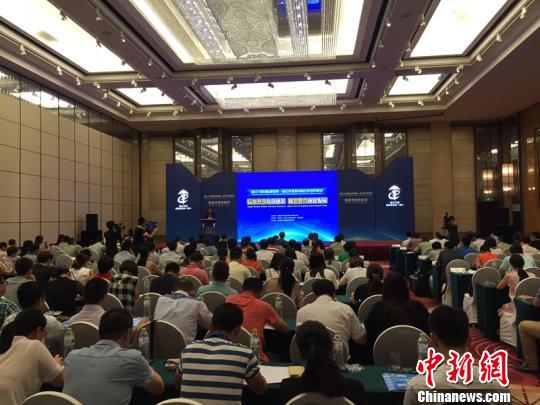 ����̽���ڰ����ýӹ��������ó�׵�Ҽ����