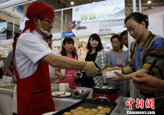 ɽ���������ٶԺ��������к��������ȣ�ͼ��