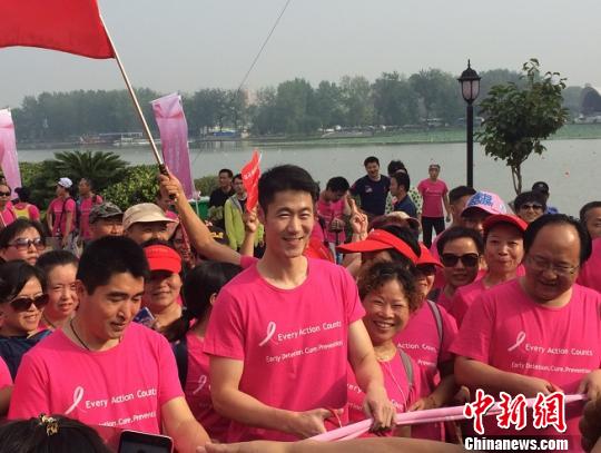 ��ƹ�����ӡ�����������<a href=http://www.25b.com.cn target=blank>�Ͼ�</a>������עŮ�����ٽ���