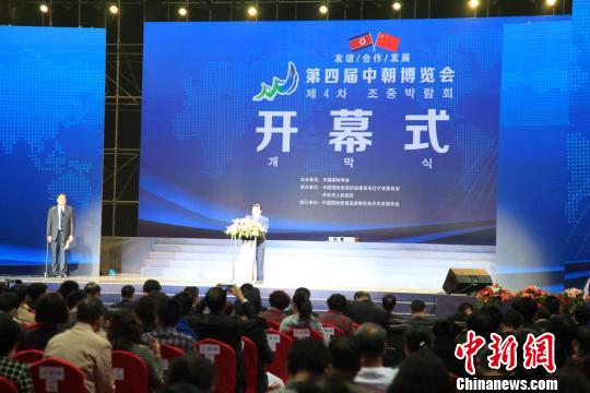 ���Ľ��г������ᵤ����Ļ�����Ӵ�����Ųλ�