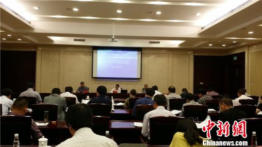 ������̨��������������������ʱ�����Ҽ�ش�ˮ