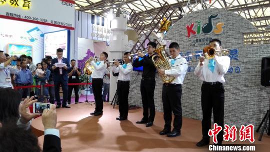 �����ǵĤκ��ӡ��Ϻ���������չ��̨չ����