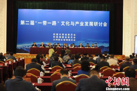 ���ร������Χ�ơ�Ҽ��Ҽ·���Ļ��Ͳ�ҵЯ��̽����