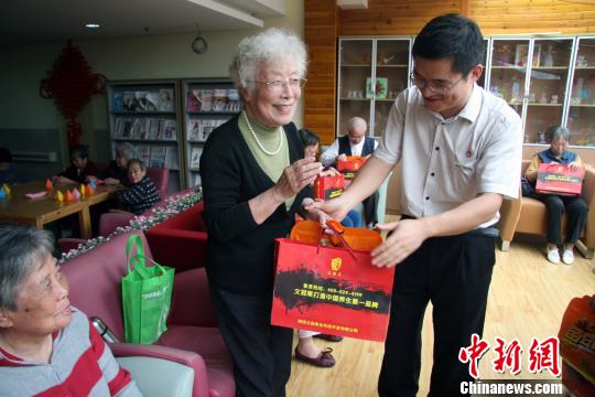 Т��Ϊ���㽭�����ڻ��㹫������վ�߽����ݸ���Ժ