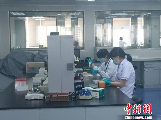 ���ڼ�����߾ֶ��֧�ֹ㶫��ó���߿�Ƭ������