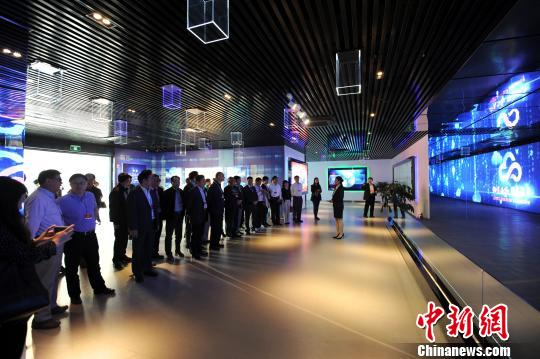 ��ݽ�ͨ�߸�ȫ����Э������ϯ�Ȱ�����ӡ��