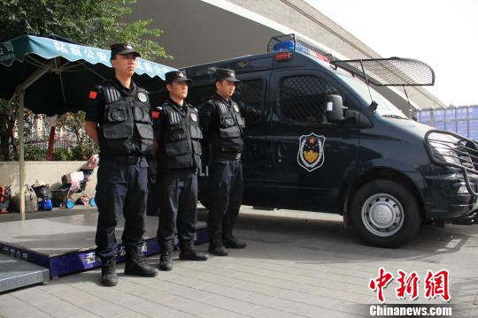 �ƽ������ڡ��ȡ�����ٸ������վ�㳡���δ����ȭ��