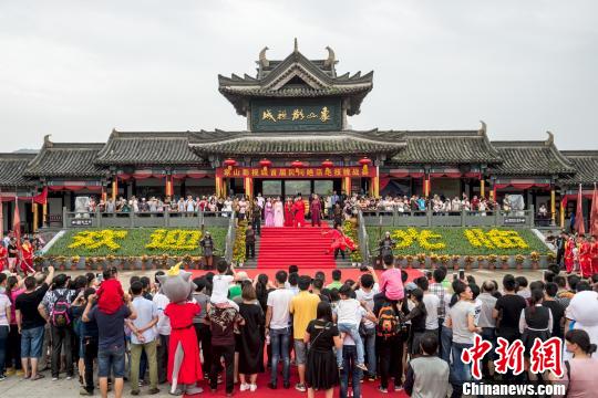 �׽���������ս����·�����������㽭��ɽӰ��