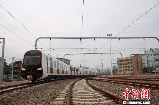 ���ݵ���1�������е�ͳ����߶�̬����