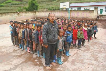 80������ʦ��Τ����Ϊ�˺����һ��ڴ�С�ɵ�50��