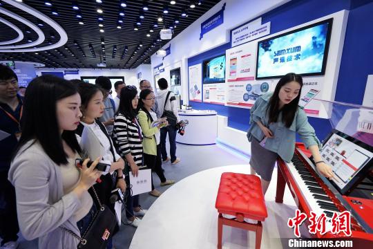 ʡ׸˹ʾ<a href=http://china.city28.com target=blank>й</a>ȡ5ն⿪ţֳչʾ˹ܼزƷӦá 